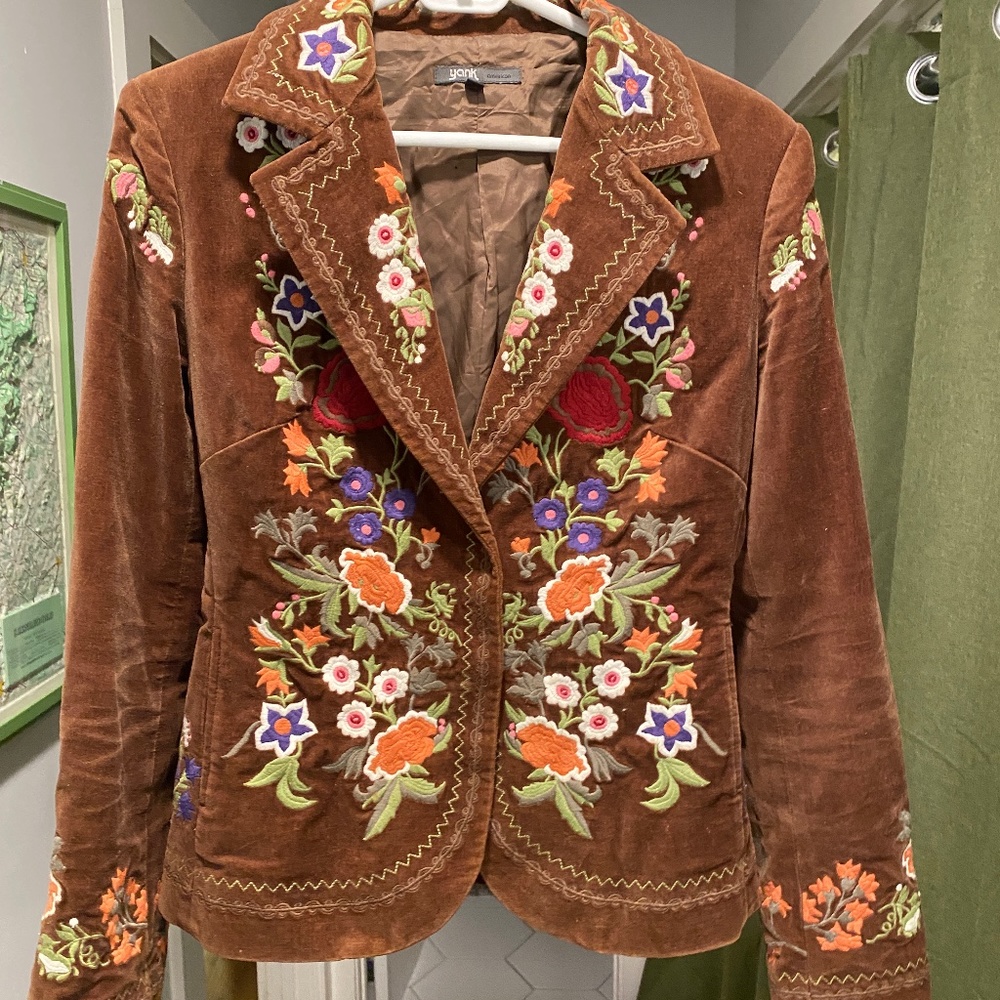Yank Floral Velvet Embroidered Jacket Large